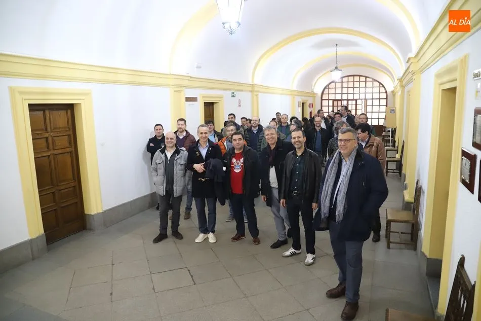 Foto 5 - Reencuentro de antiguos alumnos del Colegio Maestro &Aacute;vila
