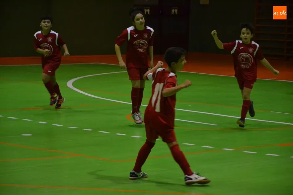 Foto 6 - #M [1|2 FEB] El Cadete A y el Infantil del III Columnas dan buena cuenta de La Ba&ntilde;eza  
