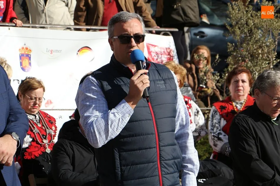 Foto 9 - Juli&aacute;n Ramos, matancero de honor en la jornada inaugural de la Matanza de Guijuelo