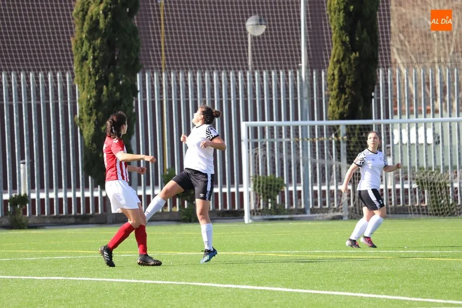 Foto 8 - Goleada del Salamanca UDS Femenino al San P&iacute;o X para recuperar sensaciones (7-2)