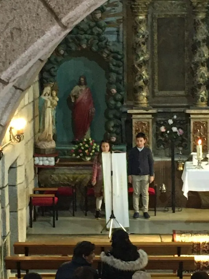 Foto 9 - Los vecinos de Encinasola de los Comendadores vuelven a festejar las Candelas  