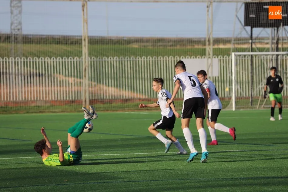 Foto 6 - Resultados, clasificaciones e im&aacute;genes del f&uacute;tbol base provincial  