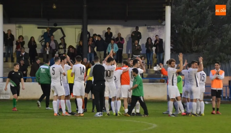 Foto 3 - El Ciudad Rodrigo le pone suspense pero acaba logrando una merecid&iacute;sima victoria ante el Betis  