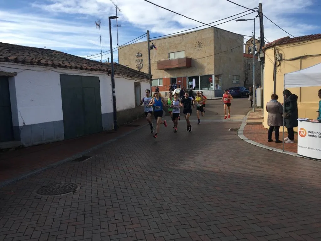 Foto 4 - Gran &eacute;xito de la VII Carrera de la Parrillada de Do&ntilde;inos