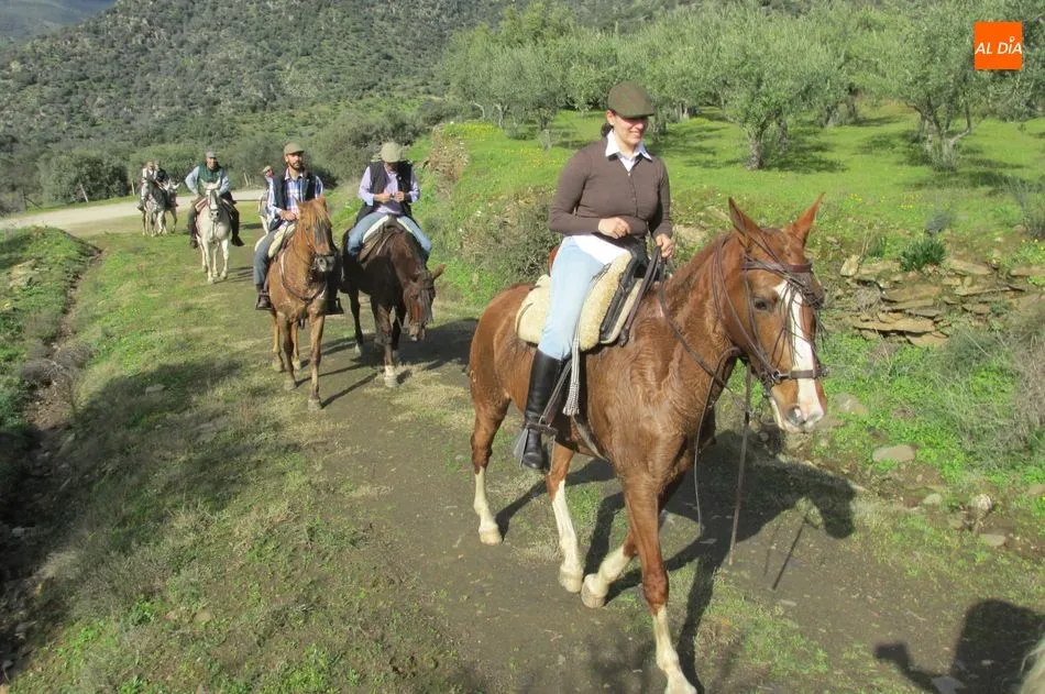 Foto 10 - El colectivo Aficionados al caballo realiza una ruta por las arribes de Vilvestre  