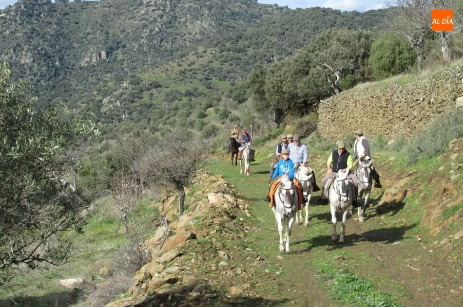 Foto 9 - El colectivo Aficionados al caballo realiza una ruta por las arribes de Vilvestre  
