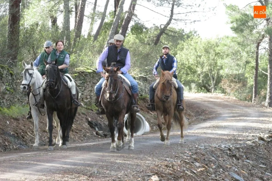 Foto 8 - El colectivo Aficionados al caballo realiza una ruta por las arribes de Vilvestre  