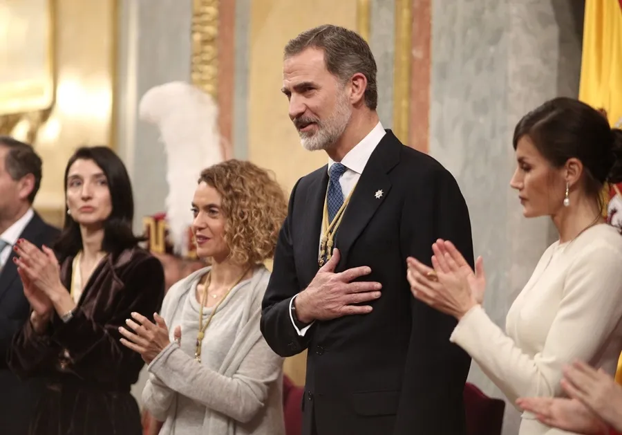 Foto 5 - El Rey, en el Congreso: "Espa&ntilde;a no puede ser de unos contra otros, debe ser de todos y para todos"