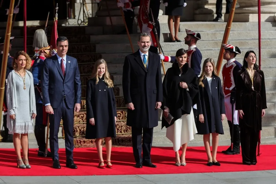Foto 4 - El Rey, en el Congreso: "Espa&ntilde;a no puede ser de unos contra otros, debe ser de todos y para todos"