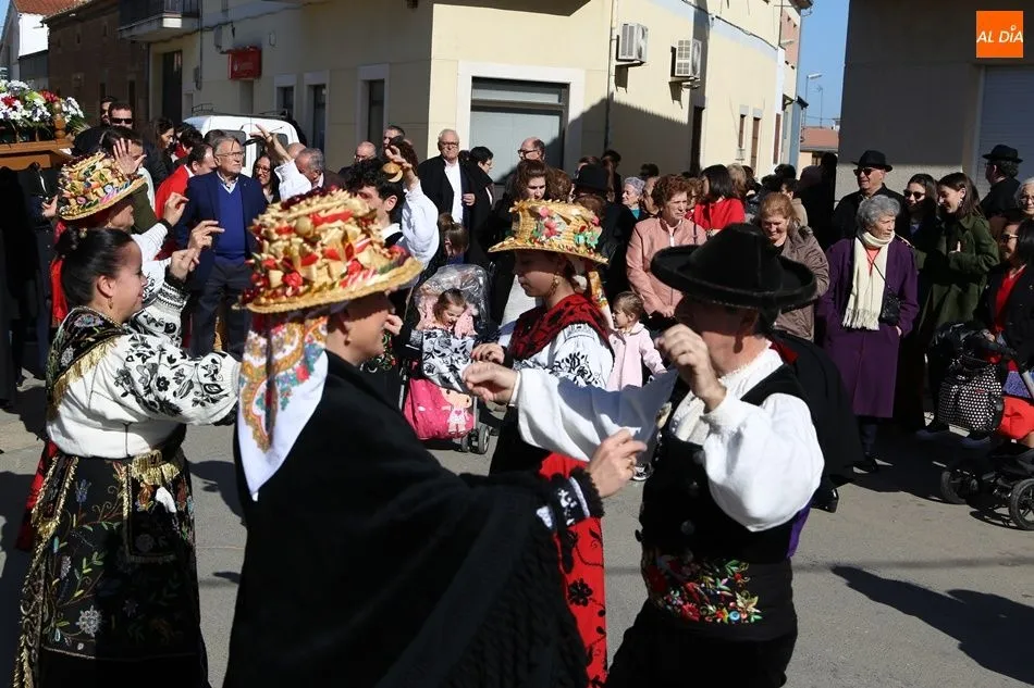 Foto 5 - Babilafuente festeja a San Blas con sones charros