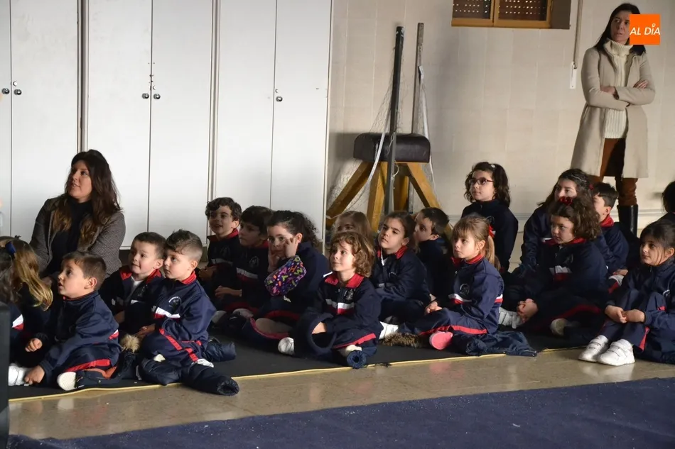 Foto 6 - El Colegio Misioneras de la Providencia celebra su fiesta con &oacute;pera y orientaci&oacute;n  