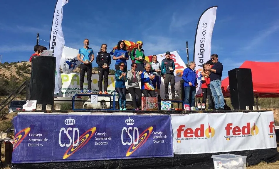 Foto 3 - El Ciudad Rodrigo Orientaci&oacute;n estrena la temporada 2020 con dos trofeos en tierras alicantinas  