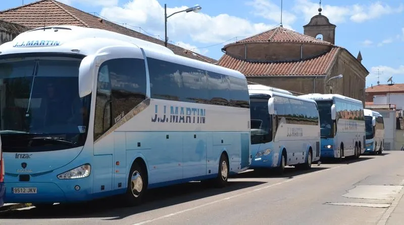 La Policía Local se suma a la campaña de vigilancia del transporte escolar  