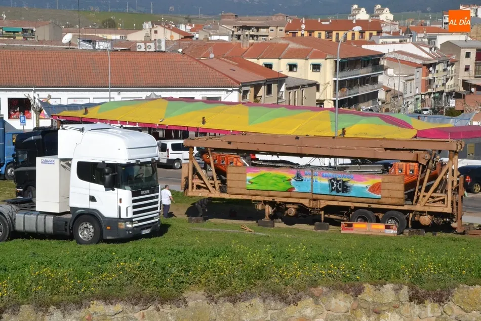 Foto 6 - El Carnaval se asoma ya por la Casa Consistorial, la Plazuela del Buen Alcalde y el Paseo Fernando...