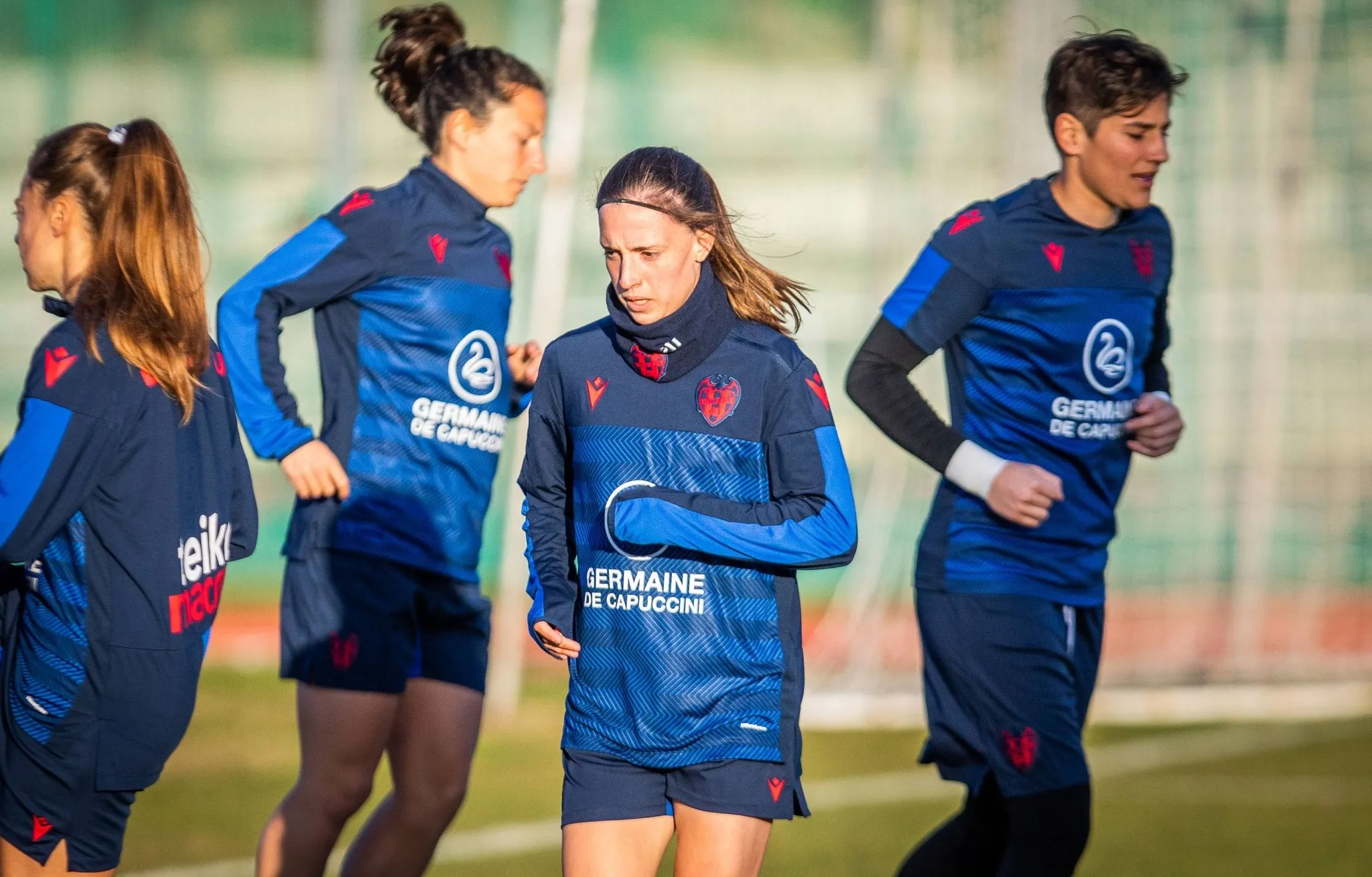 Un momento del entrenamiento del Levante en Las Pistas / TWITTER