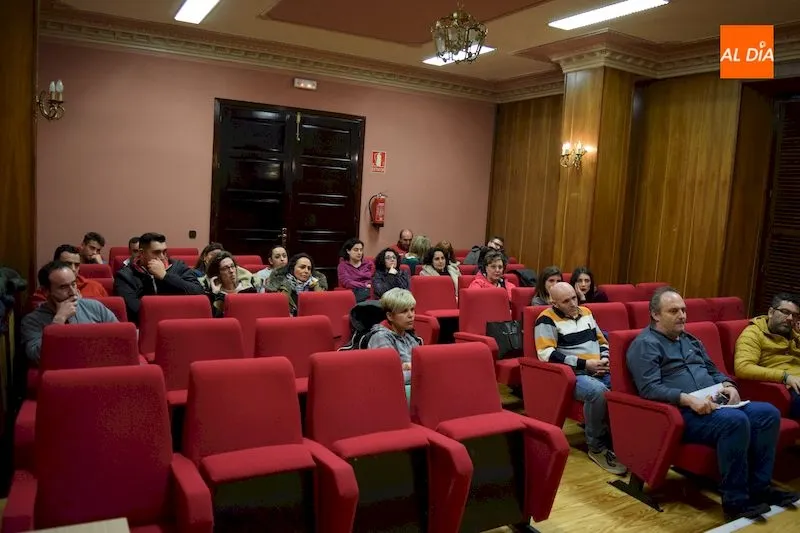 Foto 2 - La Asociaci&oacute;n de Empresarios sigue dando pasos hacia su creaci&oacute;n