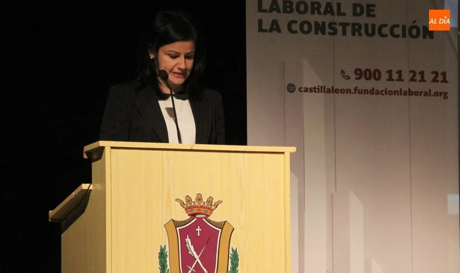 Foto 8 - Ana G&oacute;mez recibe en Vitigudino el primer premio del concurso 'Seguridad y Salud + Cerca de la...
