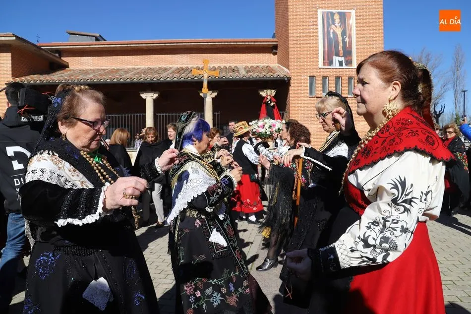 Foto 4 - Bailes y buen humor en la fiesta de las &aacute;guedas de Santa Marta de Tormes