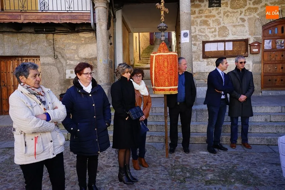 Foto 3 - Los vecinos de San Esteban rinden homenaje a Santa &Aacute;gueda