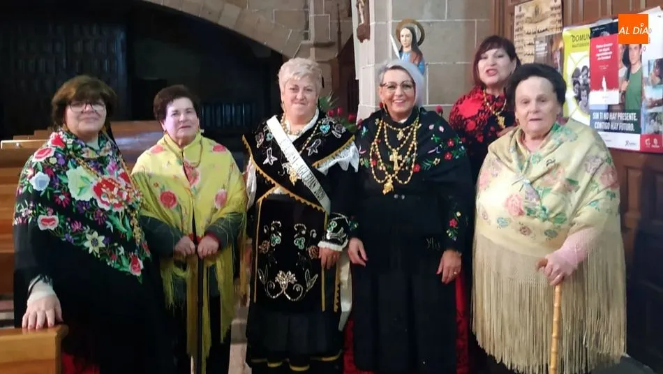 Foto 4 - Las mujeres de Sobradillo viven una intensa jornada festiva el primer d&iacute;a de la celebraci&oacute;n de...