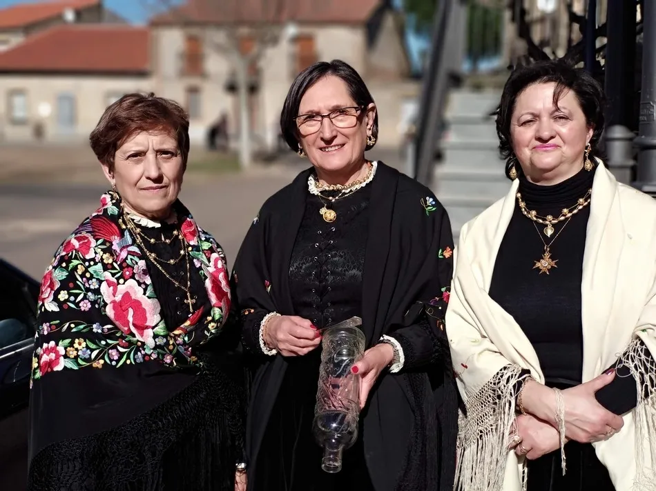 Foto 3 - Las mujeres &lsquo;roban&rsquo; un a&ntilde;o m&aacute;s la Alcald&iacute;a de San Mu&ntilde;oz  