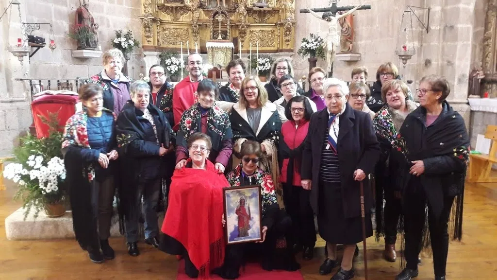 Retortillo prosigue el ambiente festivo con las Águedas  