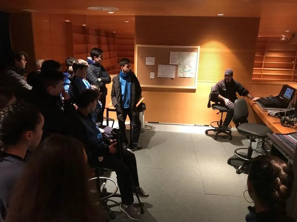 Foto 5 - Visita al CAEM de los alumnos del Colegio San Juan Bosco  