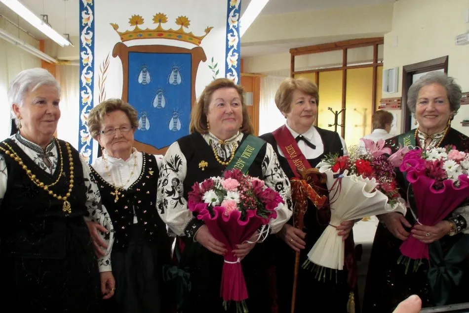 Foto 5 - Unas 110 personas celebran las &Aacute;guedas en el Centro de D&iacute;a de Mayores