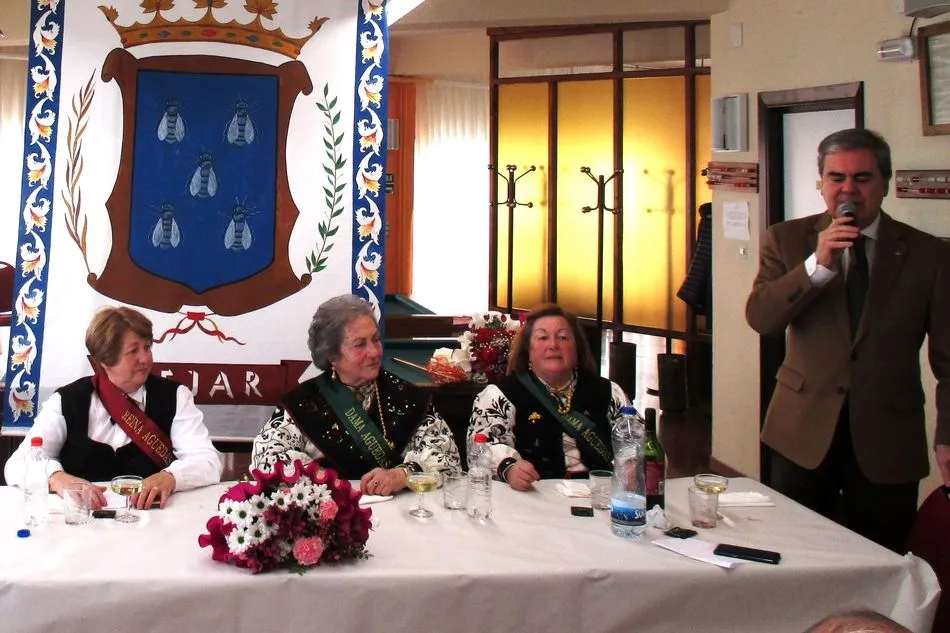 Foto 4 - Unas 110 personas celebran las &Aacute;guedas en el Centro de D&iacute;a de Mayores