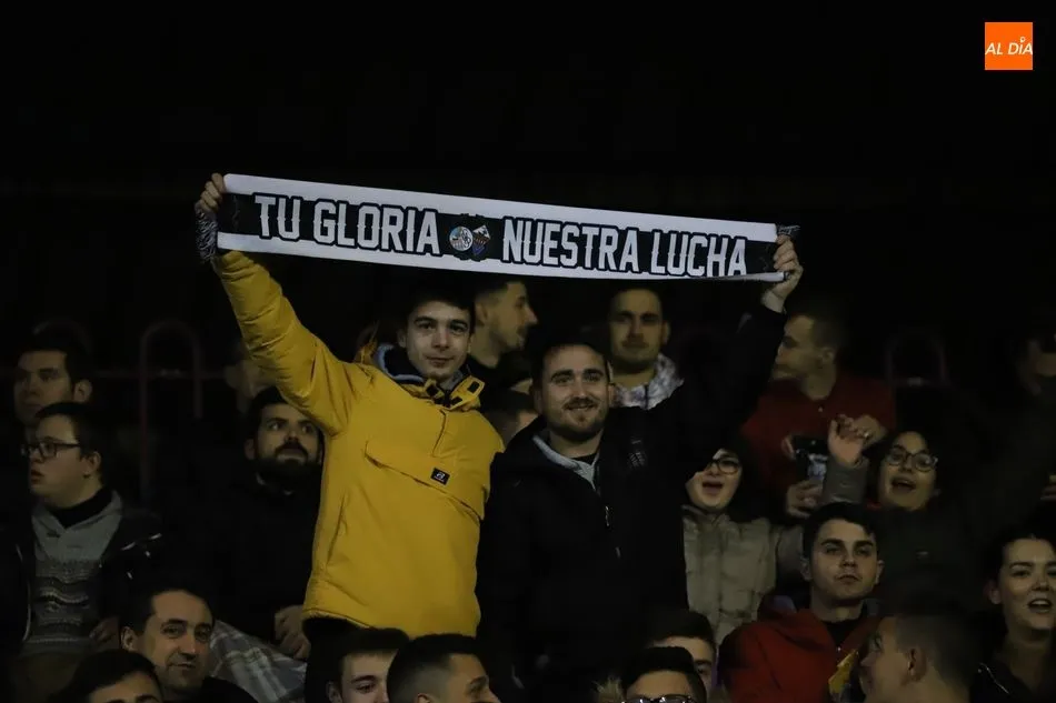 Foto 11 - El Atleti &ndash;&nbsp;Barcelona mejora el ambiente de la Supercopa Femenina con m&aacute;s de 7.000 espectadores ...
