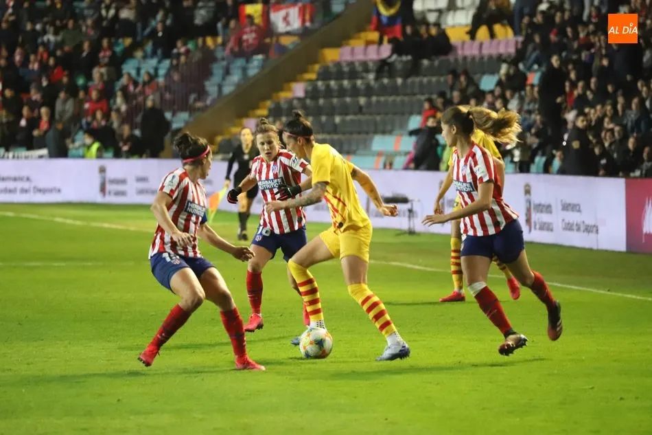Foto 9 - El Barcelona exhibe su potencial ante el Atleti para pasar a la final de la Supercopa (2-3)