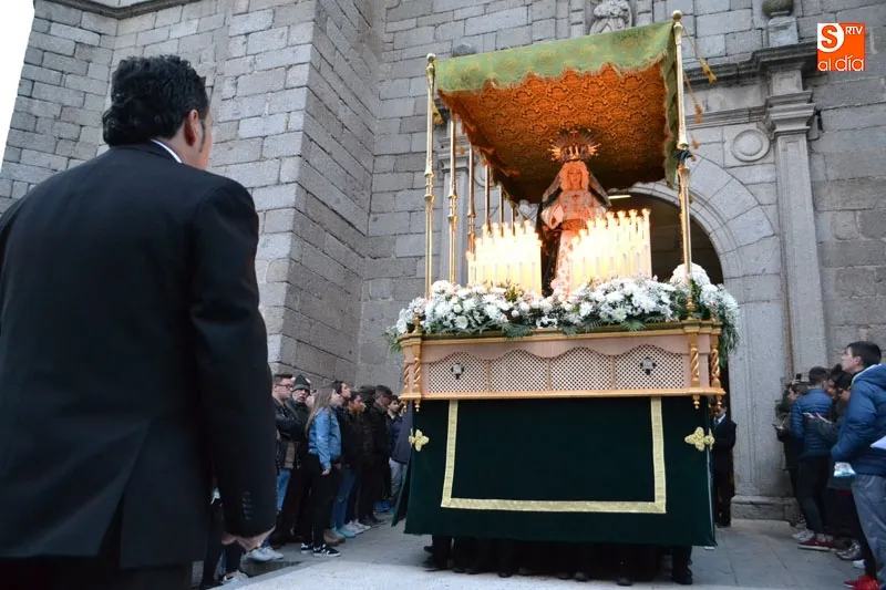 Ofrenda floral, besamanos o una procesión extraordinaria protagonizan hasta el domingo el 75...