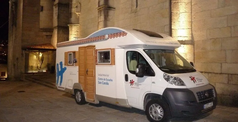 Imagen de la Unidad móvil desplazada a una localidad española | Foto: Centro de Humanización de la Salud