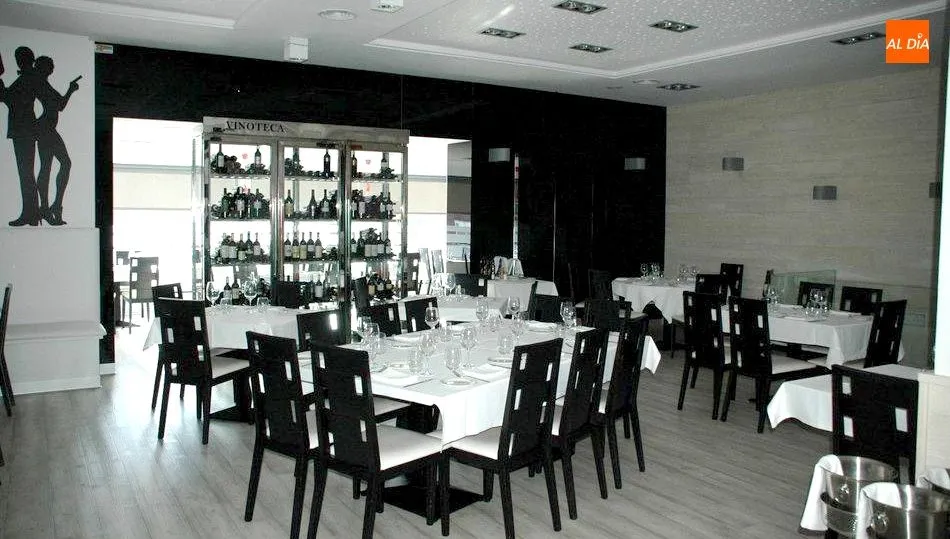 Para asistir a la cena de San Valentín es necesario realizar reserva llamando al teléfono 923 162 611 / CORRAL