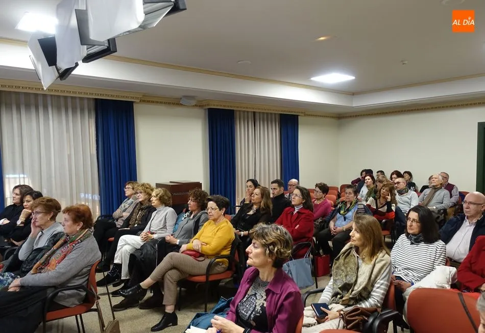 Foto 4 - Mariposas negras, presentaci&oacute;n del libro de la poeta surafricana Ingrid Jonker de la mano de...