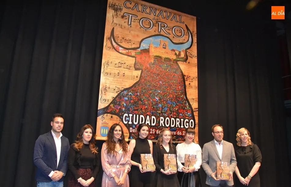 José Pinto, Navalón o Los Pichoga, entre los múltiples protagonistas del Libro del Carnaval 2020 ...