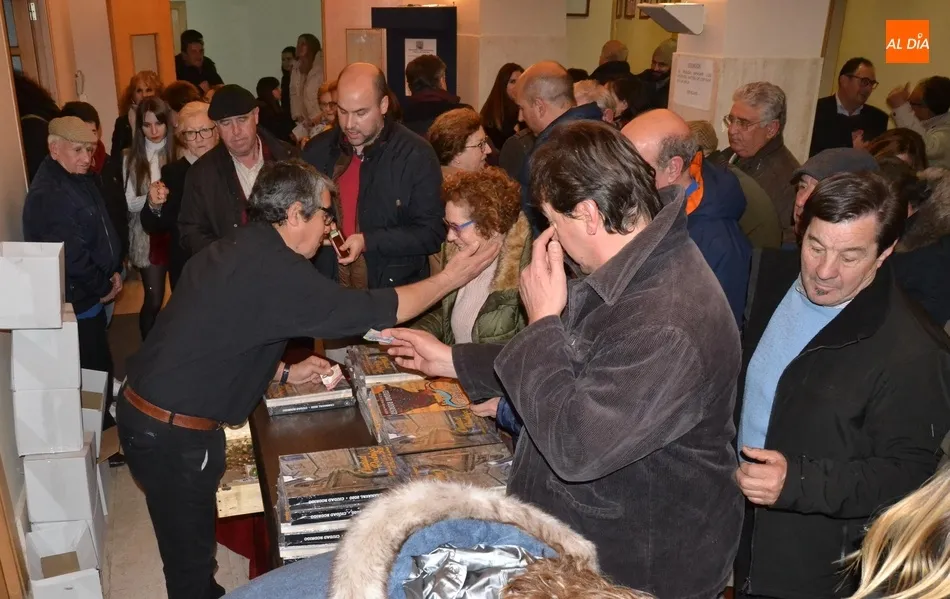 Foto 6 - Jos&eacute; Pinto, Naval&oacute;n o Los Pichoga, entre los m&uacute;ltiples protagonistas del Libro del Carnaval 2020 ...