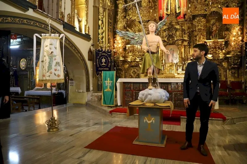 Foto 3 - La Cofrad&iacute;a de la Santa Vera Cruz suma una nueva imagen procesional a su rico patrimonio  