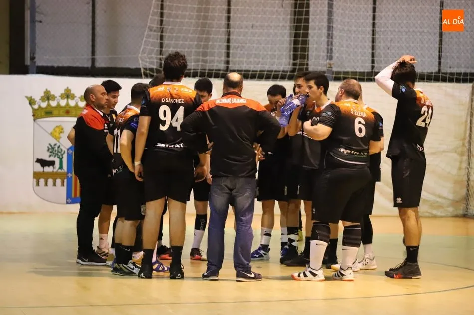 Foto 11 - El BM Salamanca gana en casa al Guadalajara (24-22)