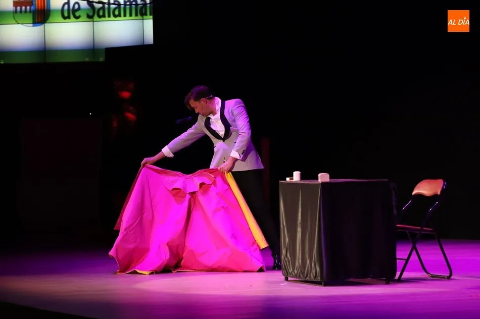 Foto 8 - Salamanca disfruta de la Gala del Amor y del Humor m&aacute;s inclusiva