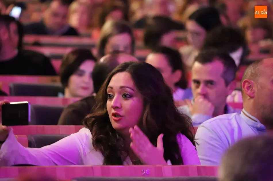 Foto 5 - Salamanca disfruta de la Gala del Amor y del Humor m&aacute;s inclusiva
