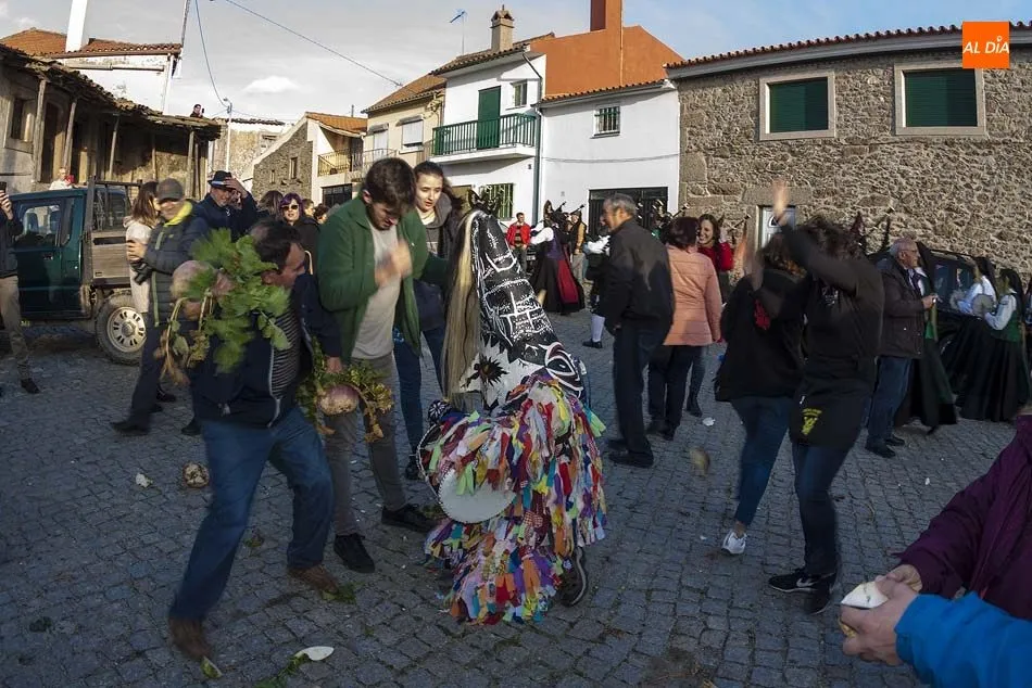 Foto 7 - El II Encuentro de Rituales Ancestrales llena de magia las calles de Bemposta