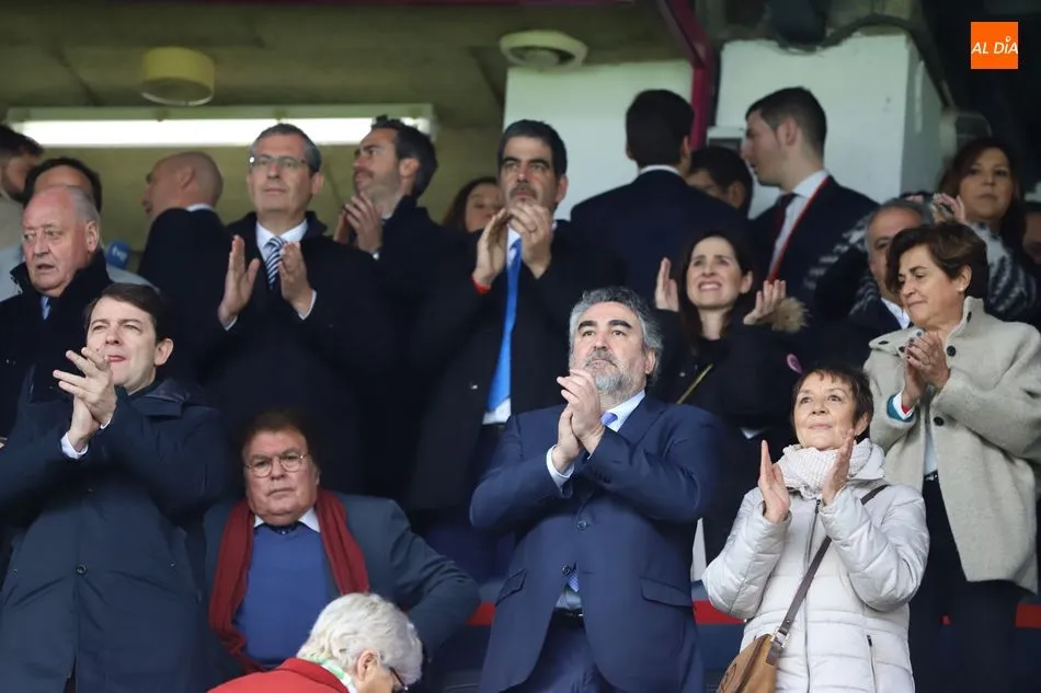 Foto 3 - Rubiales, Carbayo y Ma&ntilde;ueco, entre las personalidades m&aacute;s destacadas de la final de la Supercopa