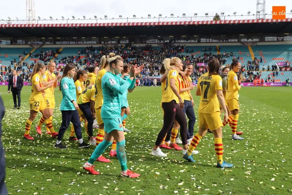 Foto 10 - El Barcelona se corona campe&oacute;n de la primera Supercopa Femenina tras desmontar a la Real Sociedad...