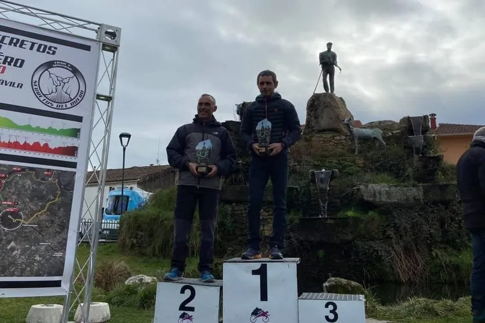 Foto 5 - Abel Carretero pone r&eacute;cord a la&nbsp;IV Trail Secretos del Duero de Aldead&aacute;vila con 400 atletas  