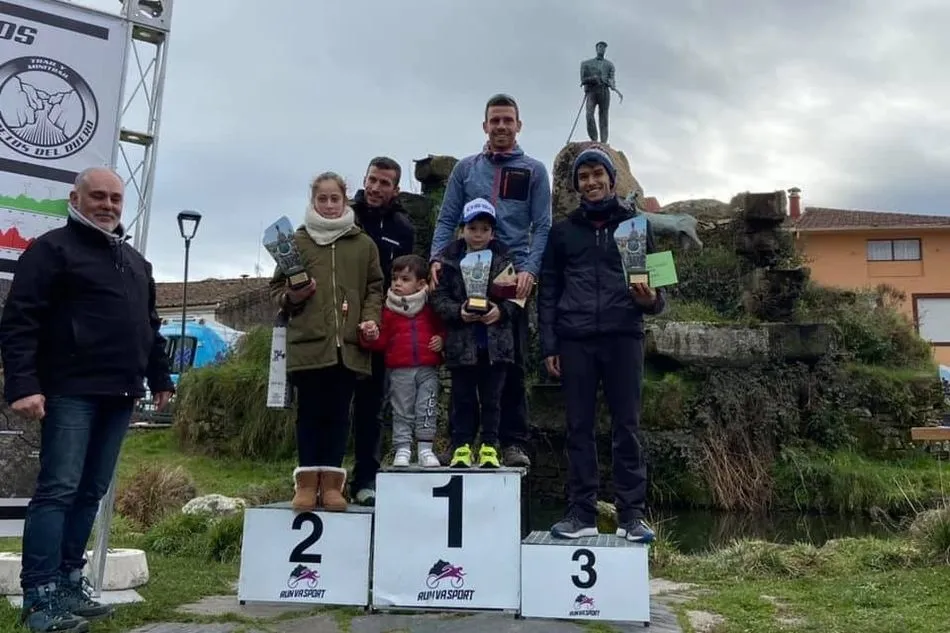 Foto 7 - Abel Carretero pone r&eacute;cord a la&nbsp;IV Trail Secretos del Duero de Aldead&aacute;vila con 400 atletas  
