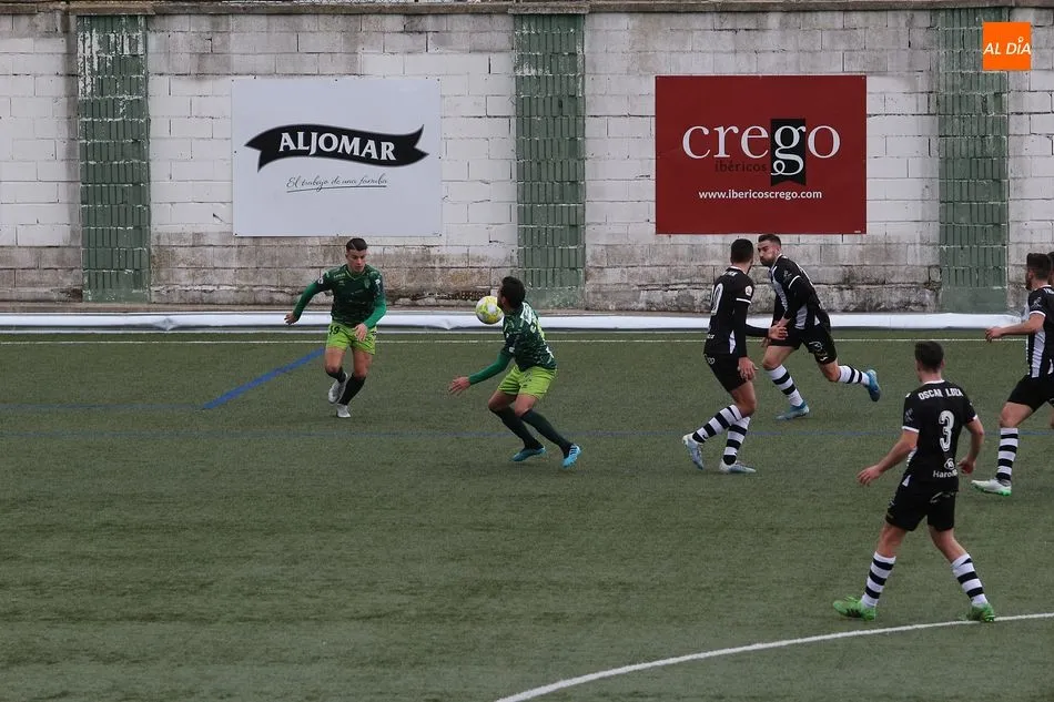 Foto 9 - Justa y trabajada victoria del Guijuelo ante el Haro deportivo (2-0)