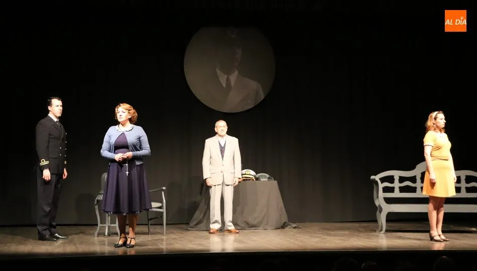 Buen trabajo de los actores de Coliseo Teatro en La herencia, de Joaquín Calvo Sotelo / CORRAL