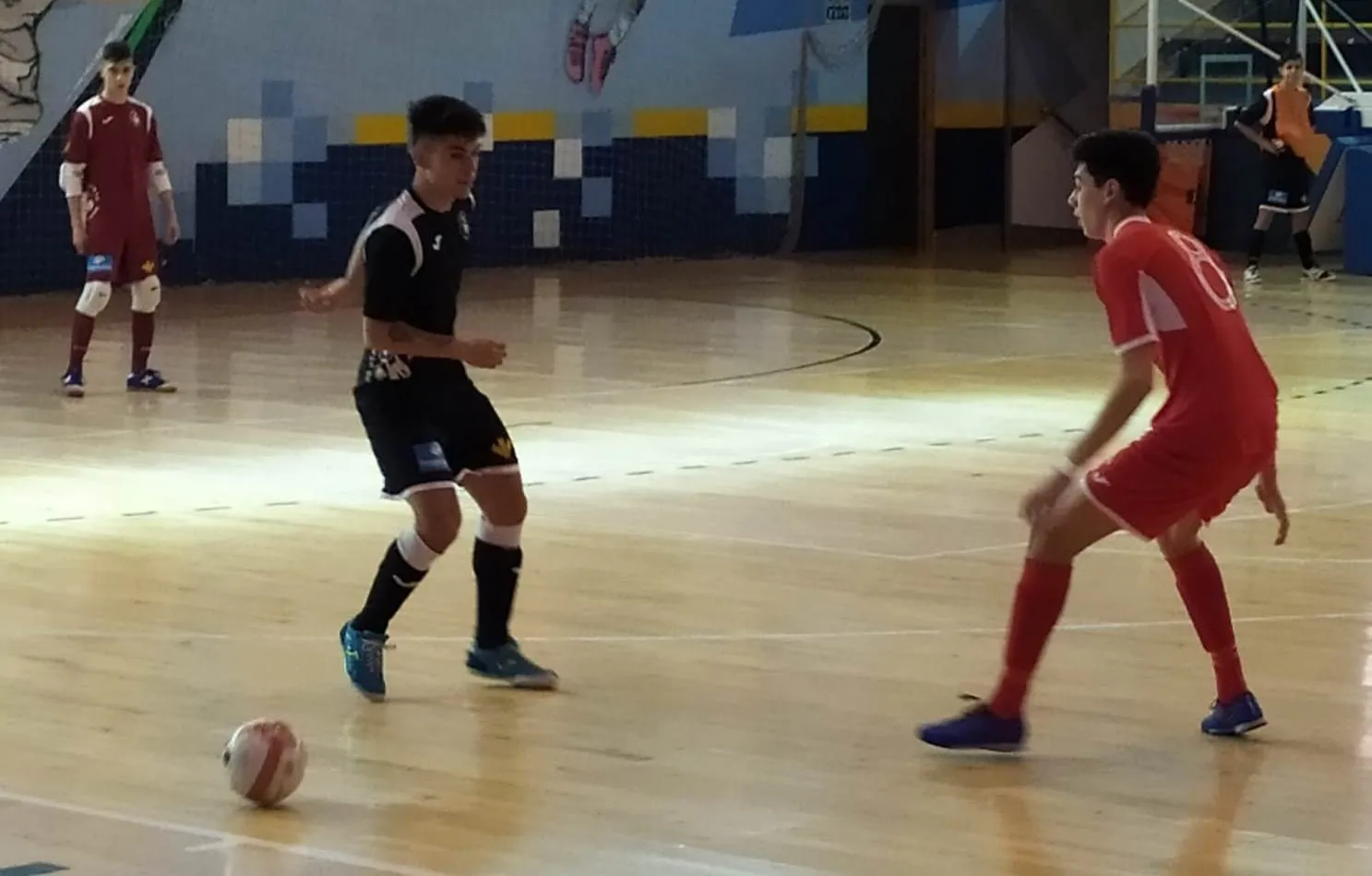 Foto 7 - Al III Juvenil le mira un tuerto en su visita al River Zamora  