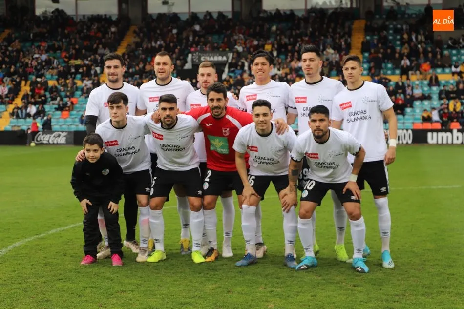 Once inicial del Salamanca UDS en el último partido jugado en el Helmántico